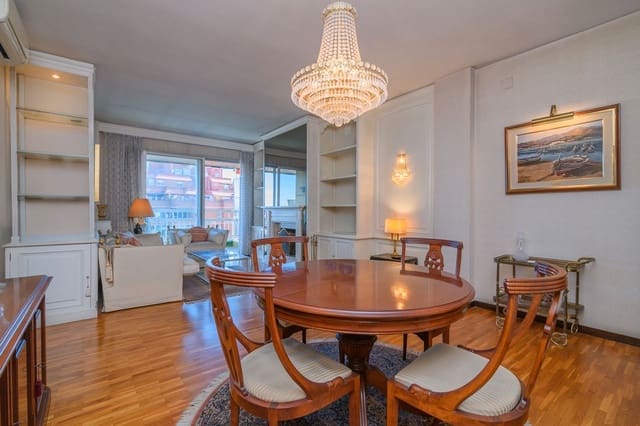 4 soveværelse Lejlighed til salg i La Nova Esquerra de L'Eixample, Barcelona by - € 740.000 (Ref: 9414798)