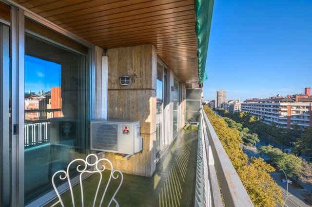 4 soveværelse Lejlighed til salg i La Nova Esquerra de L'Eixample, Barcelona by - € 740.000 (Ref: 9414798)