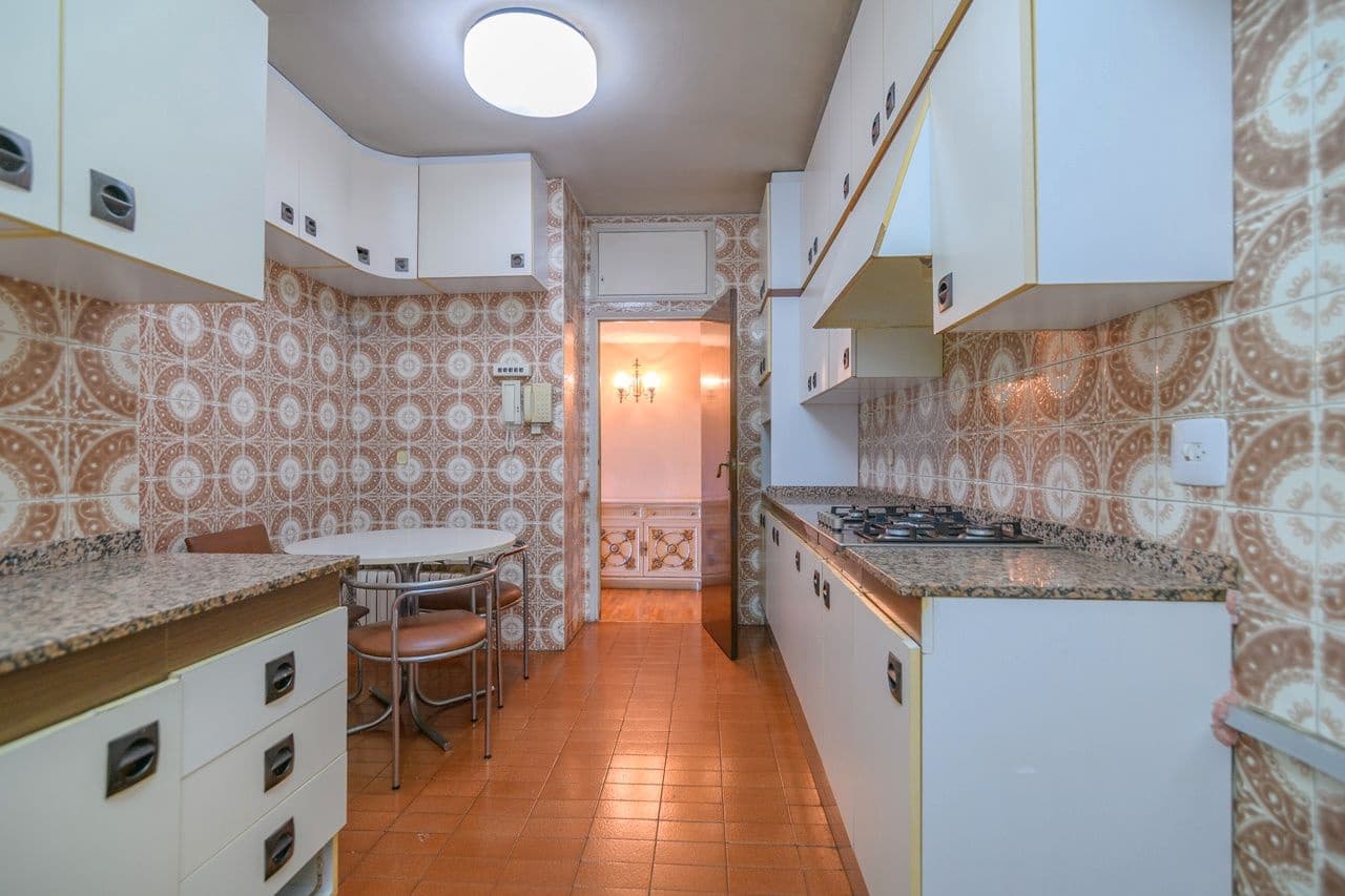 4 soveværelse Lejlighed til salg i Barcelona by - € 740.000 (Ref: 9414798)