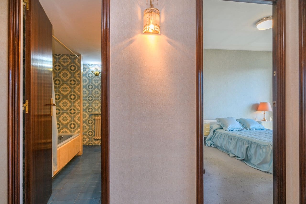 4 soveværelse Lejlighed til salg i Barcelona by - € 740.000 (Ref: 9414798)