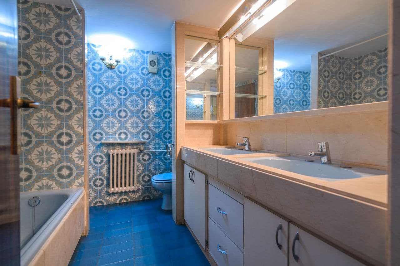 4 soveværelse Lejlighed til salg i Barcelona by - € 740.000 (Ref: 9414798)