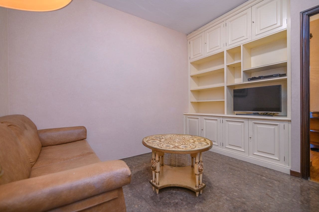 4 soveværelse Lejlighed til salg i Barcelona by - € 740.000 (Ref: 9414798)