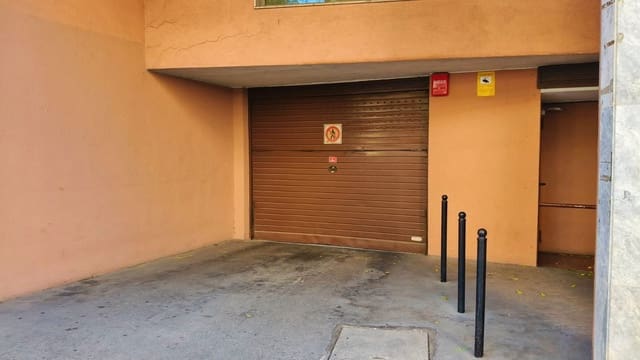 Garasje til salgs i Les Corts, Barcelona by - € 25 000 (Ref: 9415487)