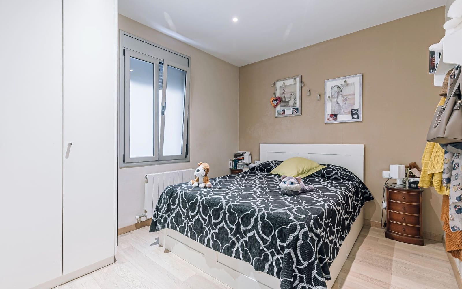 4 soveværelse Lejlighed til salg i Barcelona by - € 910.000 (Ref: 9417614)