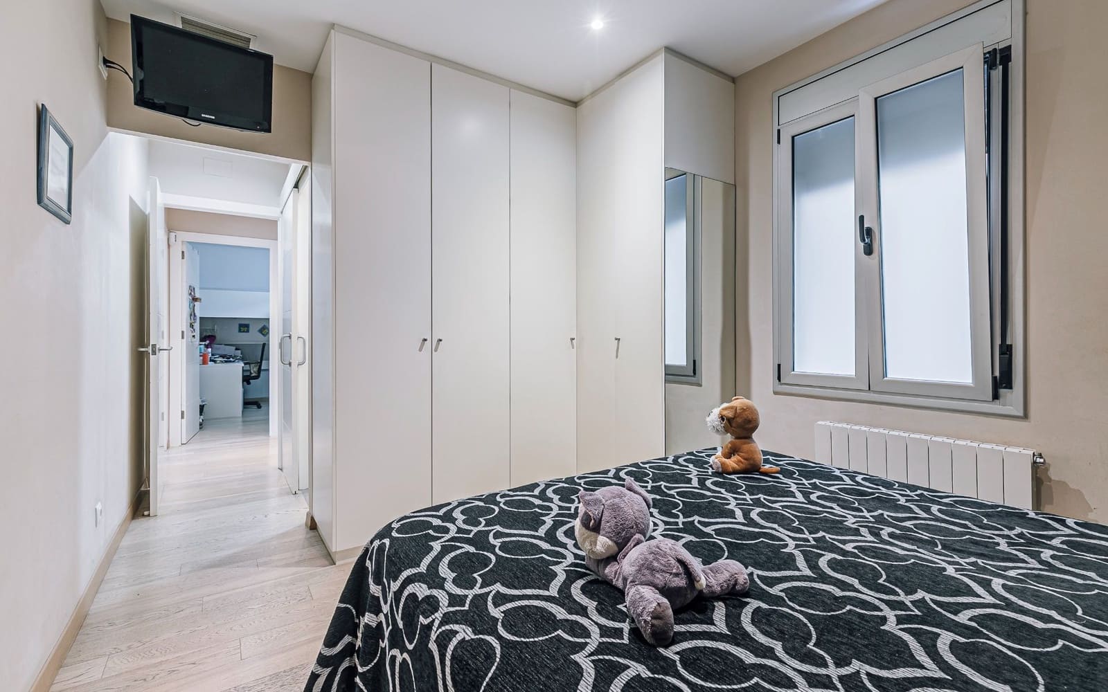 4 soveværelse Lejlighed til salg i Barcelona by - € 910.000 (Ref: 9417614)