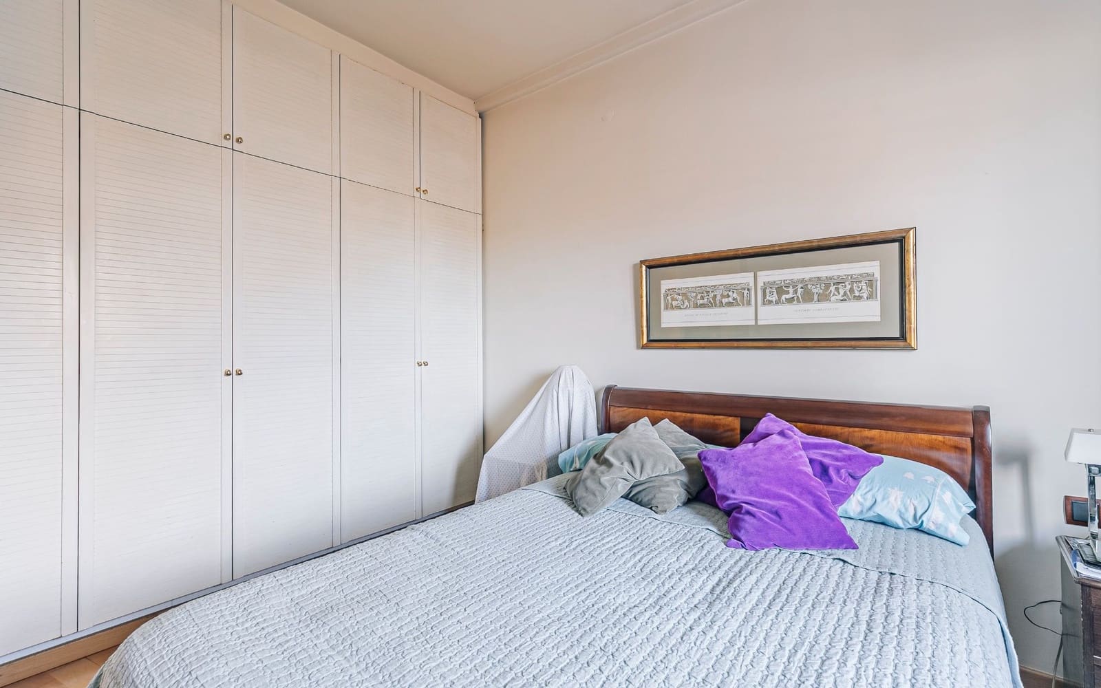 2 bedroom Penthouse for sale in Barcelona city - € 220,000 (Ref: 9417811)