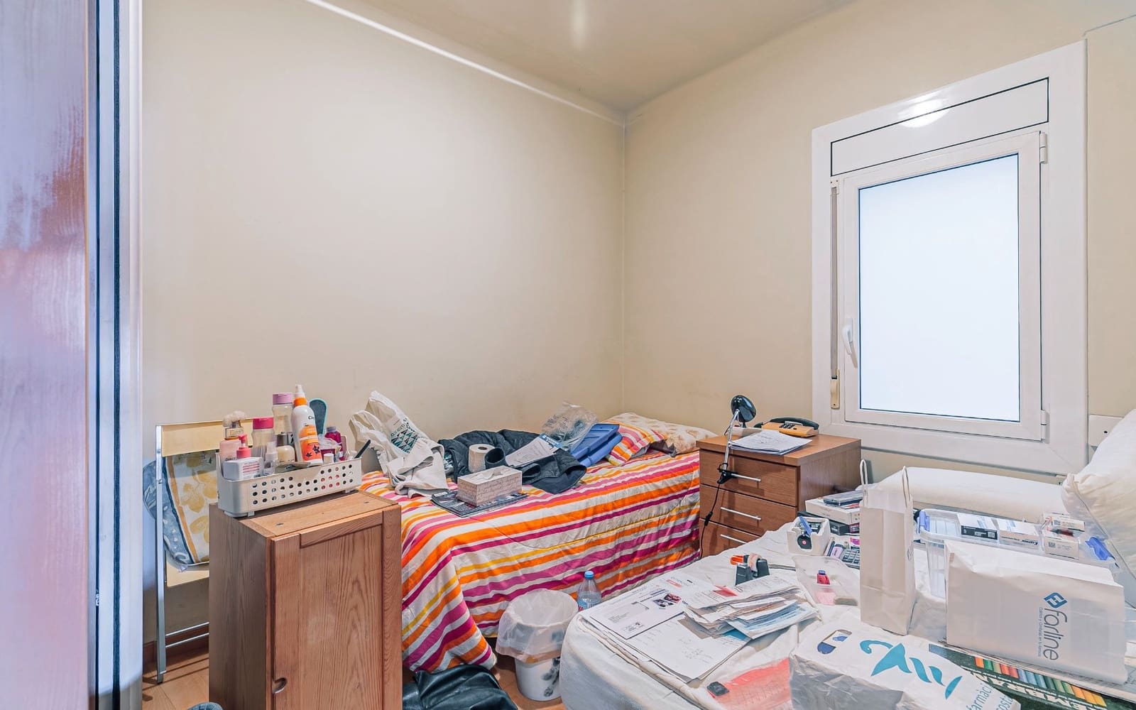 2 bedroom Penthouse for sale in Barcelona city - € 220,000 (Ref: 9417811)