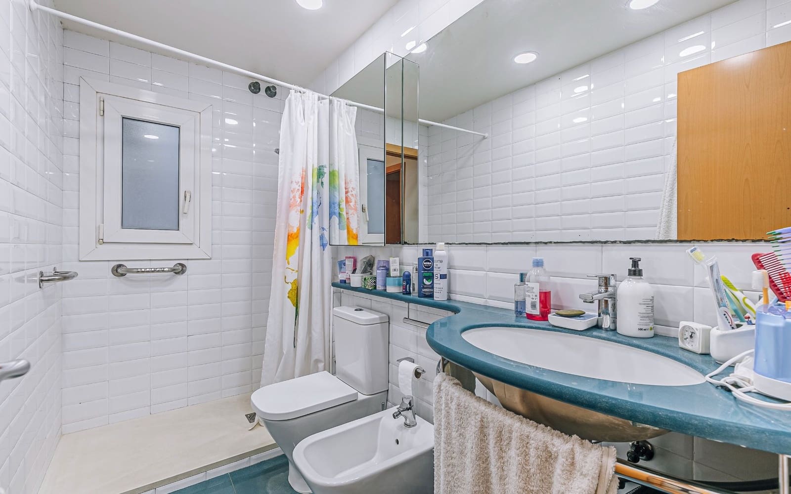 2 bedroom Penthouse for sale in Barcelona city - € 220,000 (Ref: 9417811)