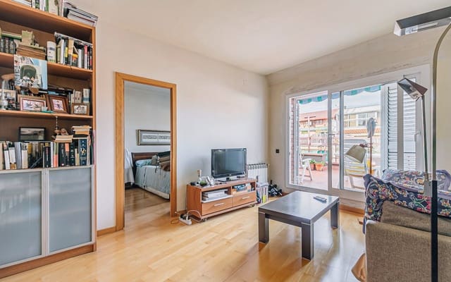 2 quarto Penthouse para venda em El Camp de L'Arpa del Clot, Barcelona cidade - 220 000 € (Ref: 9417811)