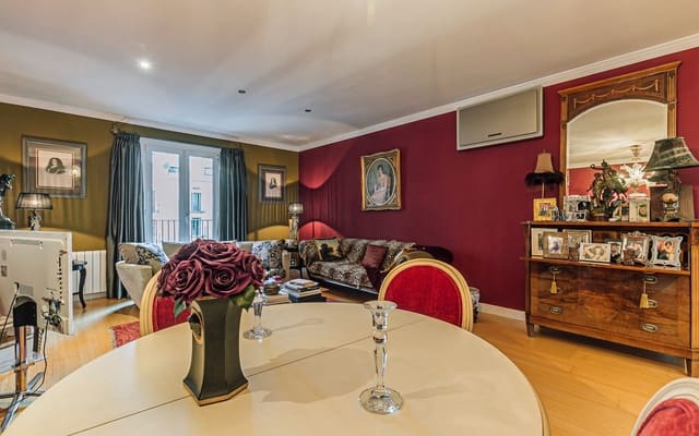 2 soveværelse Lejlighed til salg i El Barri Gòtic, Barcelona by - € 545.000 (Ref: 9421758)