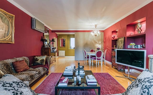 2 soveværelse Lejlighed til salg i El Barri Gòtic, Barcelona by - € 545.000 (Ref: 9421758)