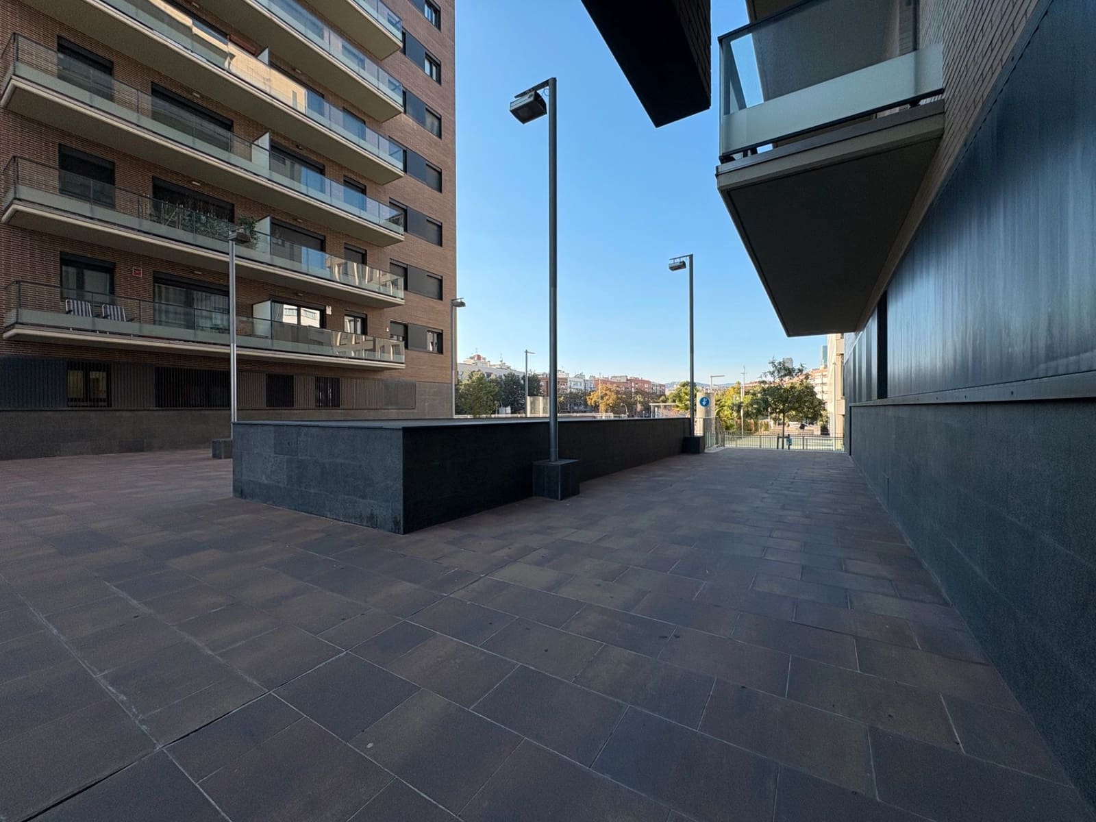 2 soveværelse Lejlighed til salg i Barcelona by med swimmingpool garage - € 529.000 (Ref: 9432766)