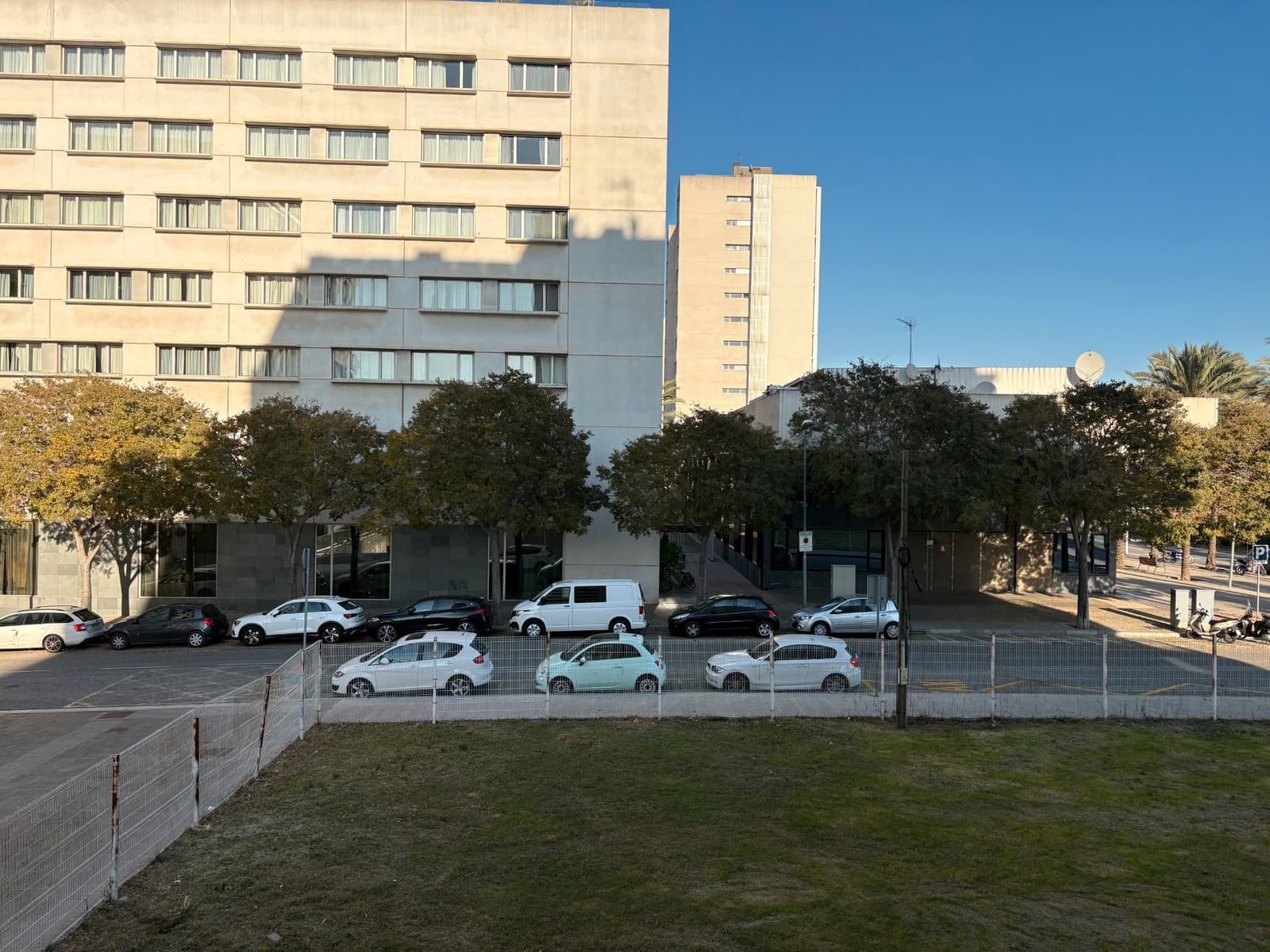 2 soveværelse Lejlighed til salg i Barcelona by med swimmingpool garage - € 529.000 (Ref: 9432766)