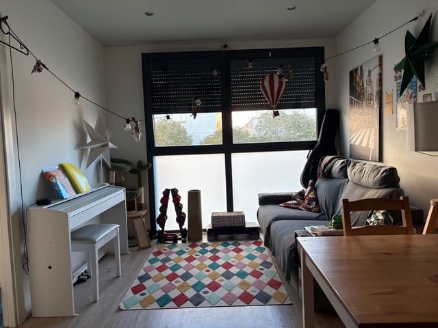 2 soveværelse Lejlighed til salg i Diagonal Mar i El Front Marítim del Poblenou, Barcelona by med swimmingpool garage - € 529.000 (Ref: 9432766)