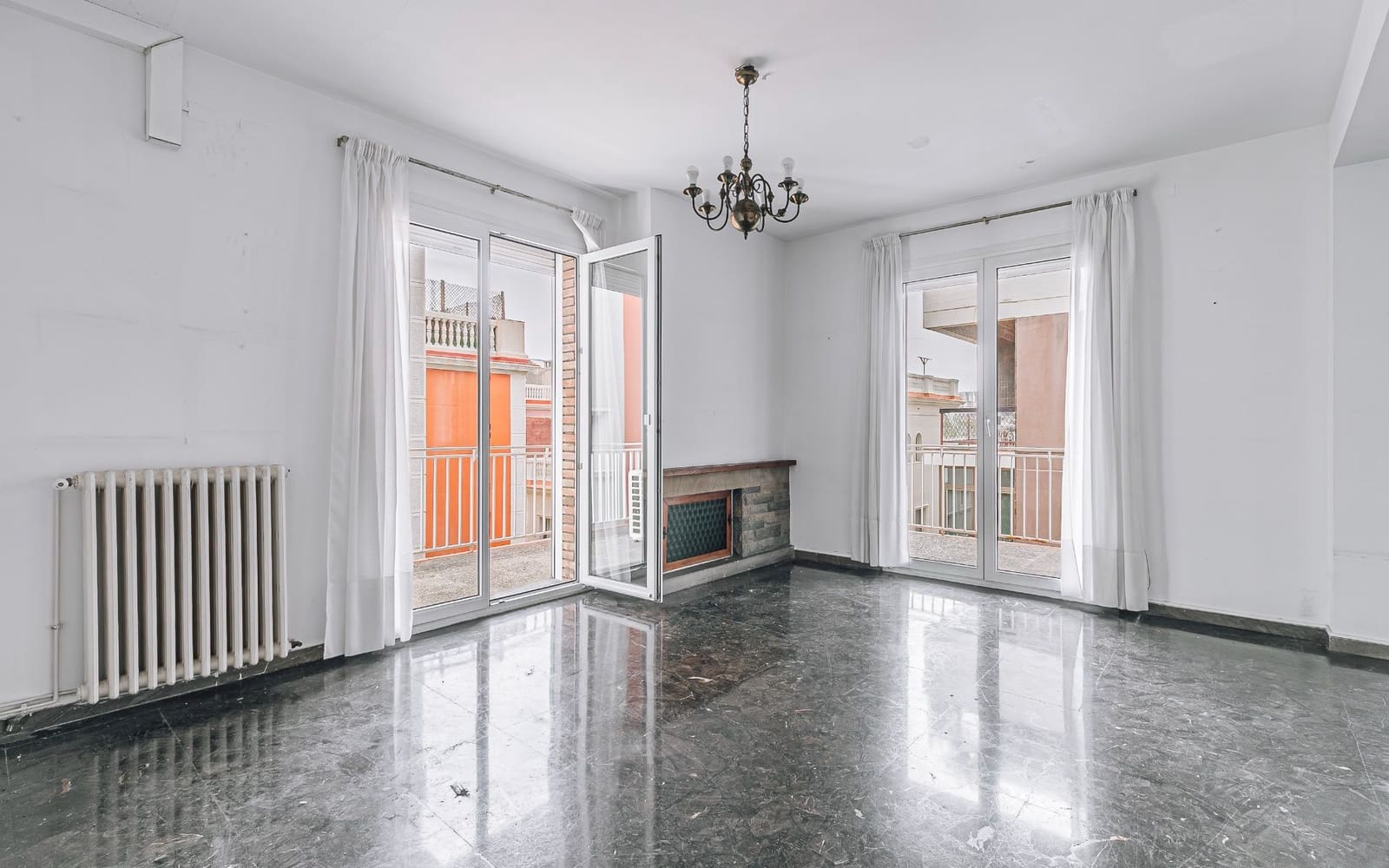 5 soveværelse Lejlighed til salg i Barcelona by med garage - € 1.245.000 (Ref: 9435022)