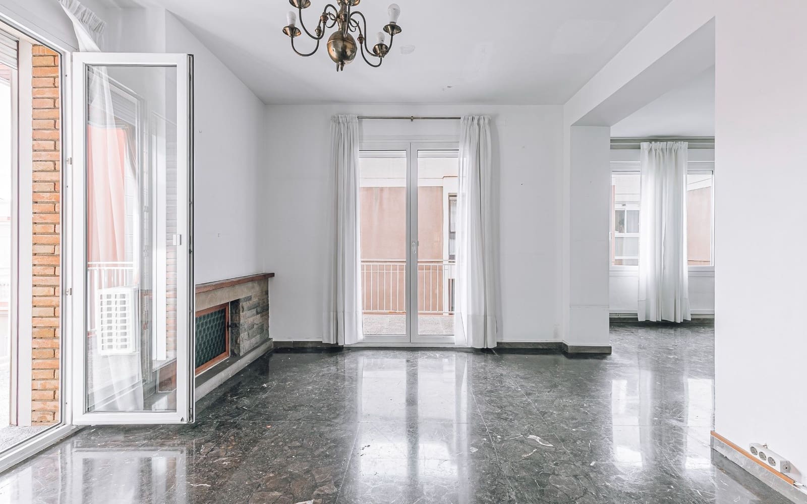 5 soveværelse Lejlighed til salg i Barcelona by med garage - € 1.245.000 (Ref: 9435022)