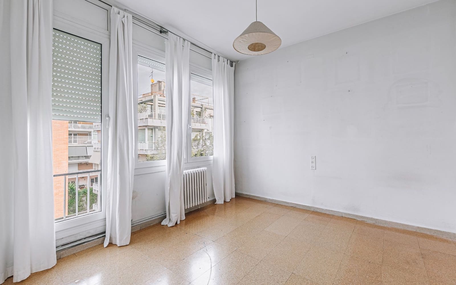 5 soveværelse Lejlighed til salg i Barcelona by med garage - € 1.245.000 (Ref: 9435022)