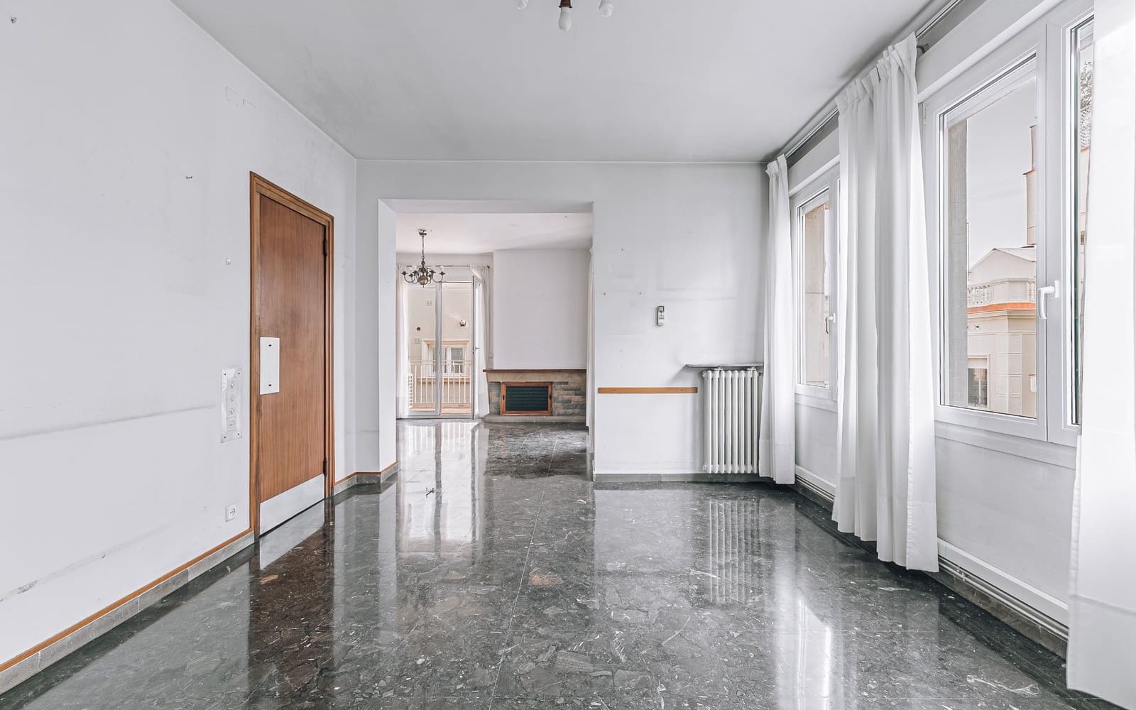 5 soveværelse Lejlighed til salg i Barcelona by med garage - € 1.245.000 (Ref: 9435022)