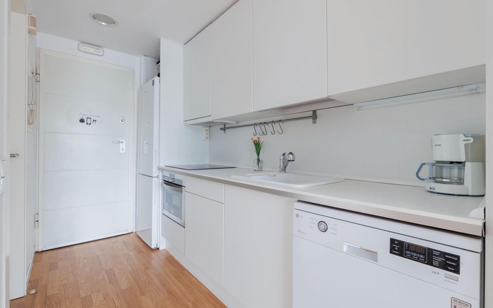 1 bedroom Apartment for rent in Alcala de Henares with garage - € 1,200 (Ref: 9436420)