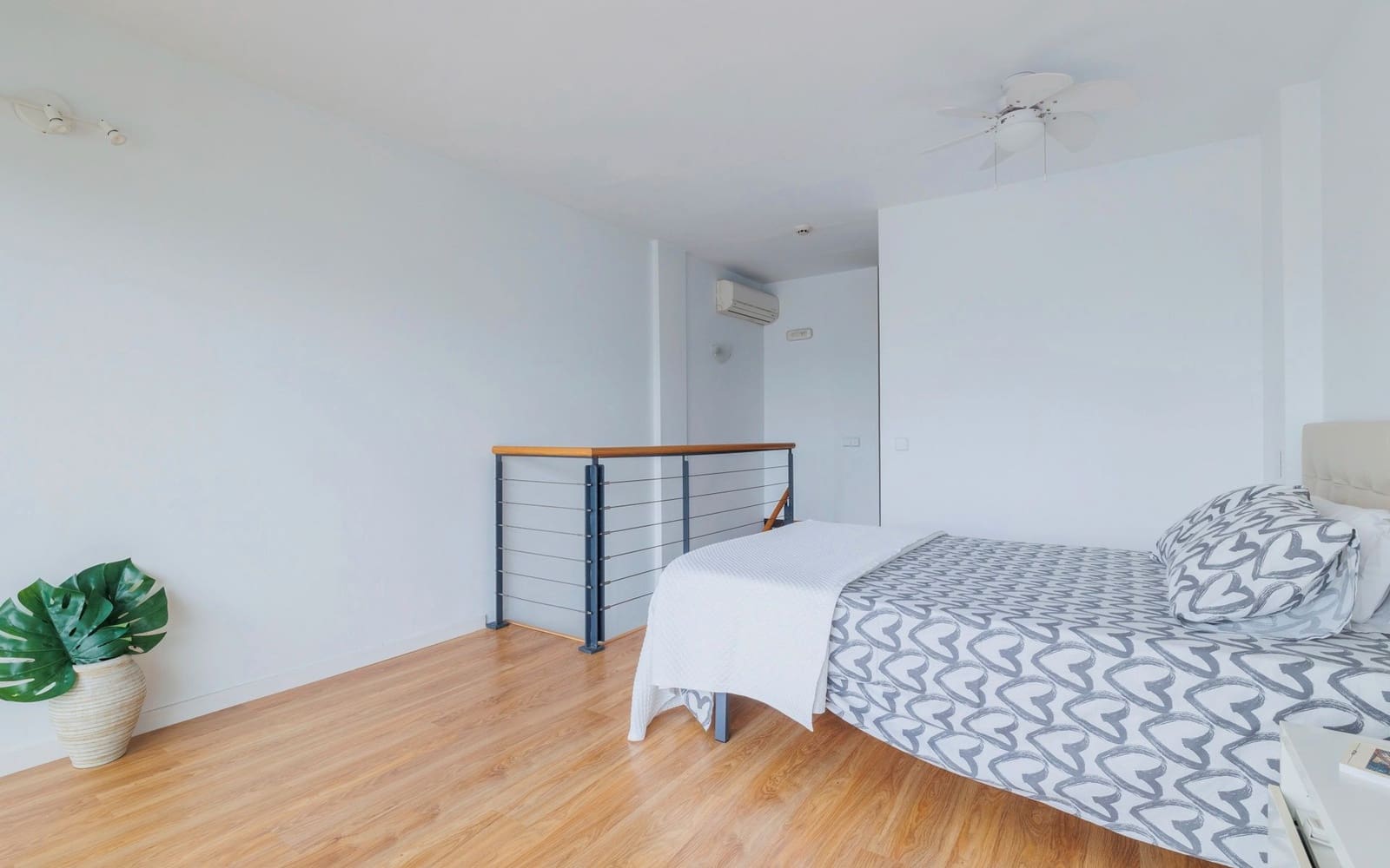 1 bedroom Apartment for rent in Alcala de Henares with garage - € 1,200 (Ref: 9436420)