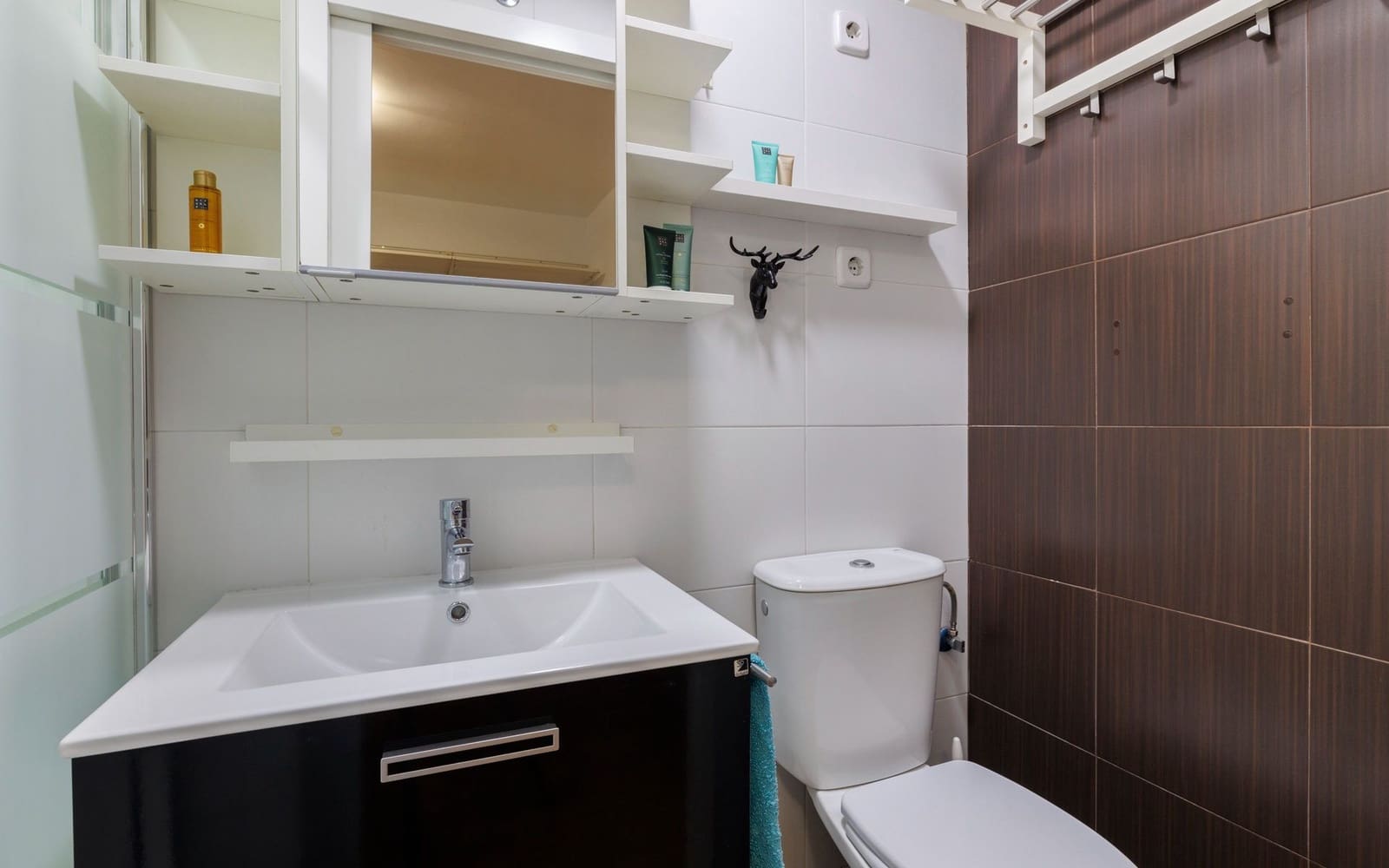 1 bedroom Apartment for rent in Alcala de Henares with garage - € 1,200 (Ref: 9436420)