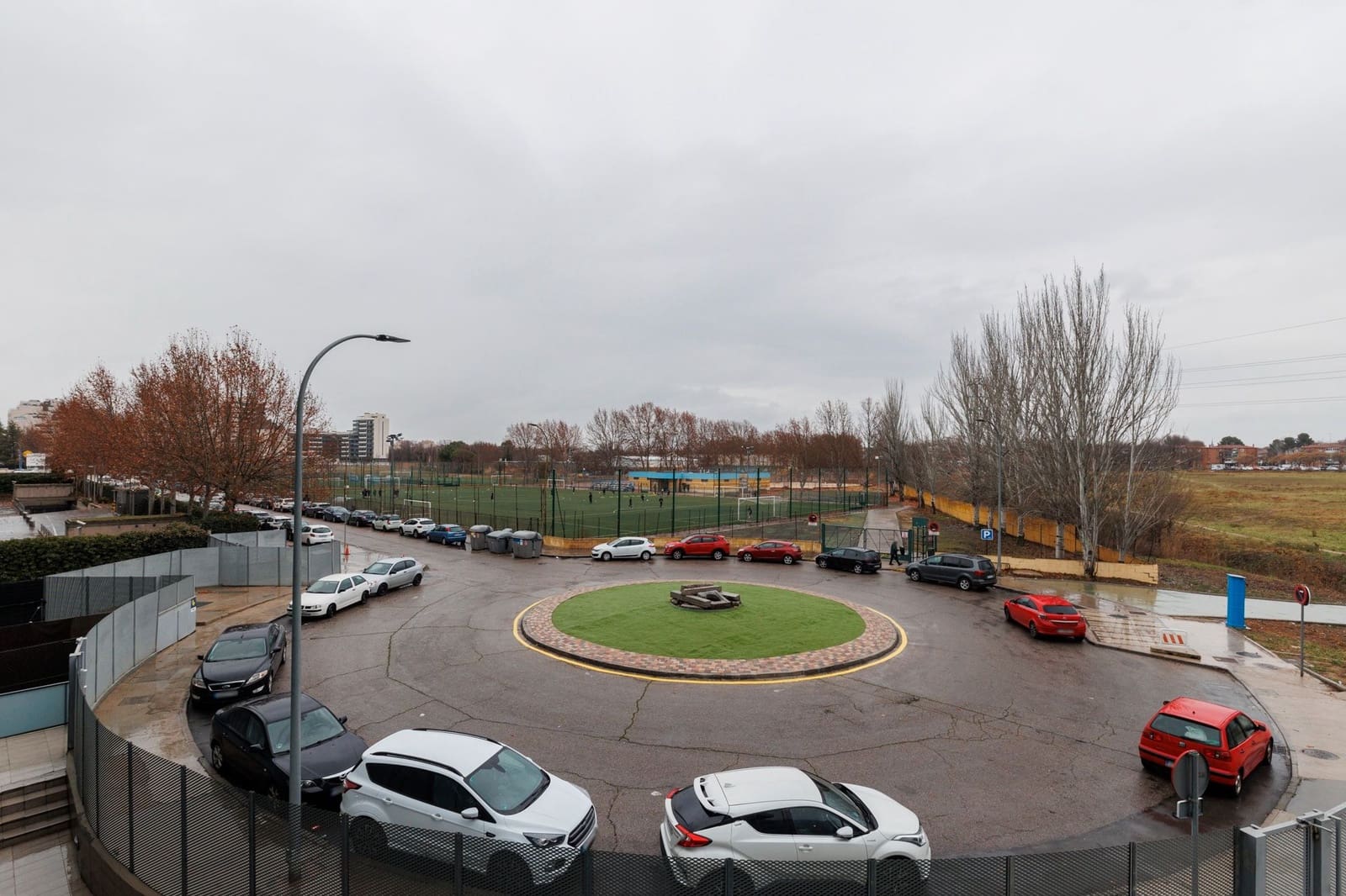 1 bedroom Apartment for rent in Alcala de Henares with garage - € 1,200 (Ref: 9436420)