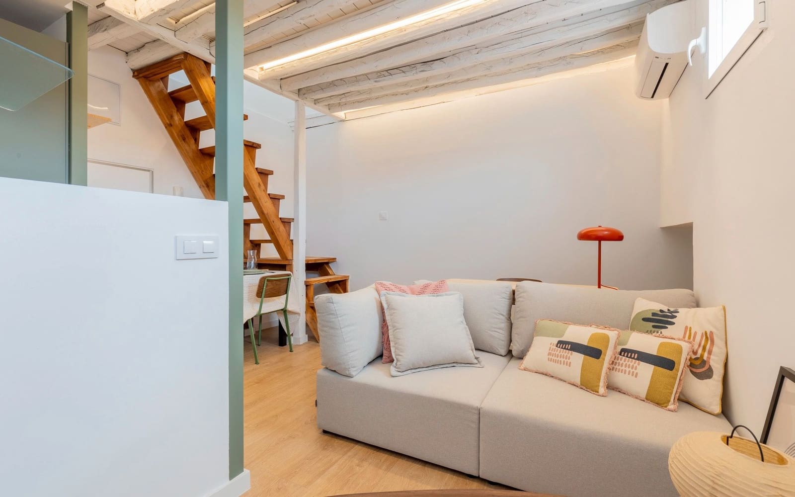 Appartement de 2 chambres à louer à Madrid ville - 1 400 € (Ref: 9436421)