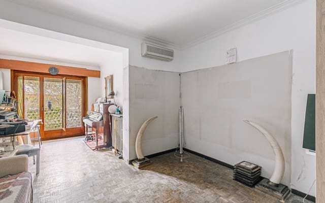 4 quarto Apartamento para venda em La Nova Esquerra de L'Eixample, Barcelona cidade com garagem - 536 500 € (Ref: 9438897)