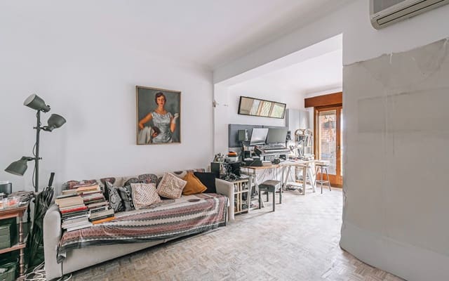 4 Zimmer Wohnung zu verkaufen in La Nova Esquerra de L'Eixample, Barcelona Stadt mit Garage - 536.500 € (Ref: 9438897)