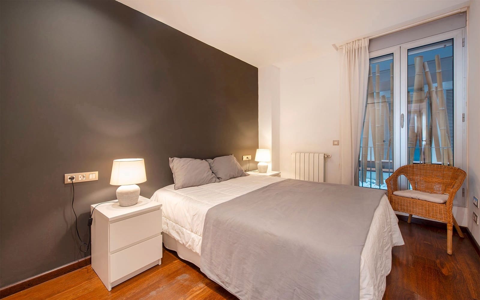 2 soveværelse Lejlighed til leje i Barcelona by - € 1.950 (Ref: 9444910)