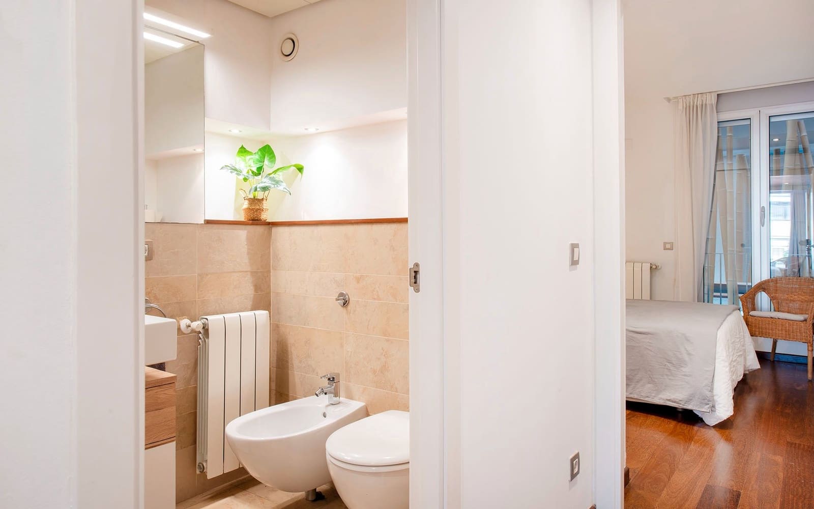 2 soveværelse Lejlighed til leje i Barcelona by - € 1.950 (Ref: 9444910)