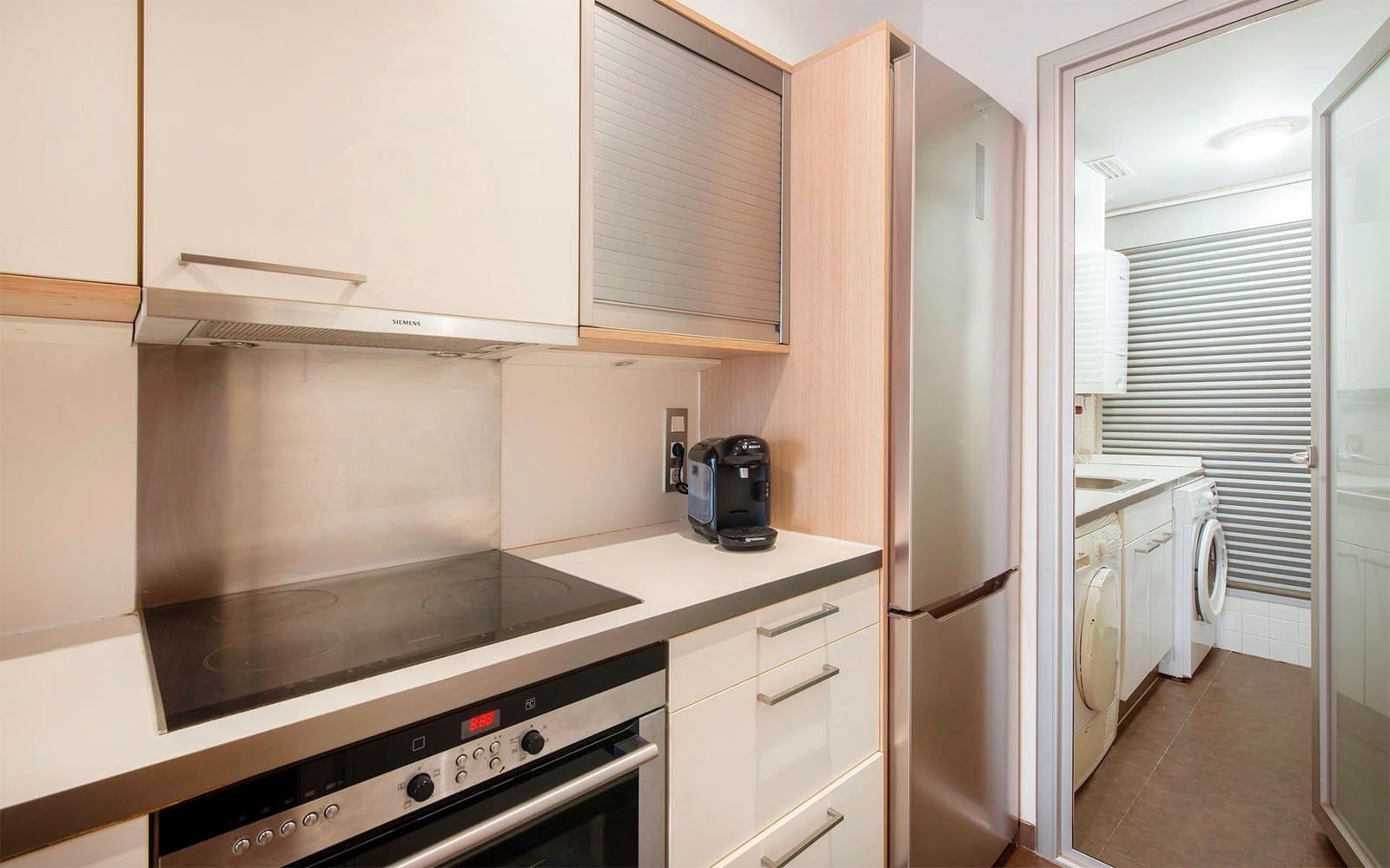 2 soveværelse Lejlighed til leje i Barcelona by - € 1.950 (Ref: 9444910)