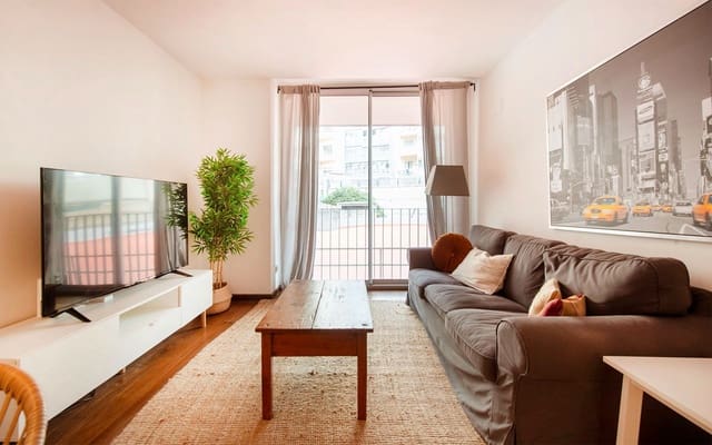 2 soveværelse Lejlighed til leje i La Dreta de L'Eixample, Barcelona by - € 1.950 (Ref: 9444910)