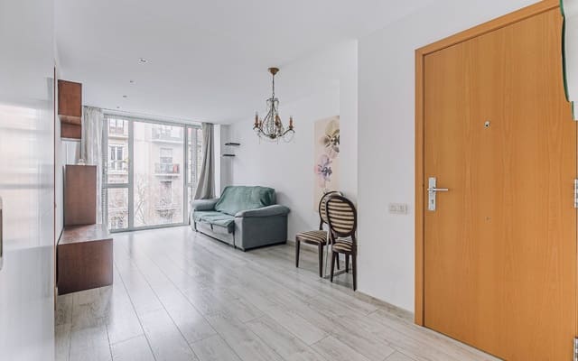 Piso de 3 habitaciones en La Sagrada Família, Barcelona ciudad en venta - 550.000 € (Ref: 9444911)