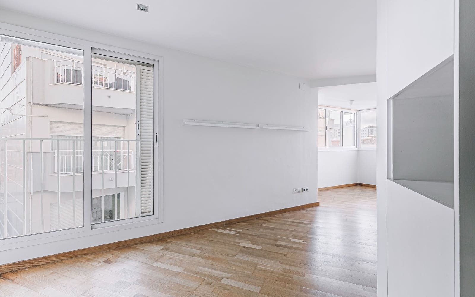 2 bedroom Penthouse for sale in Sant Feliu de Llobregat - € 325,000 (Ref: 9449989)