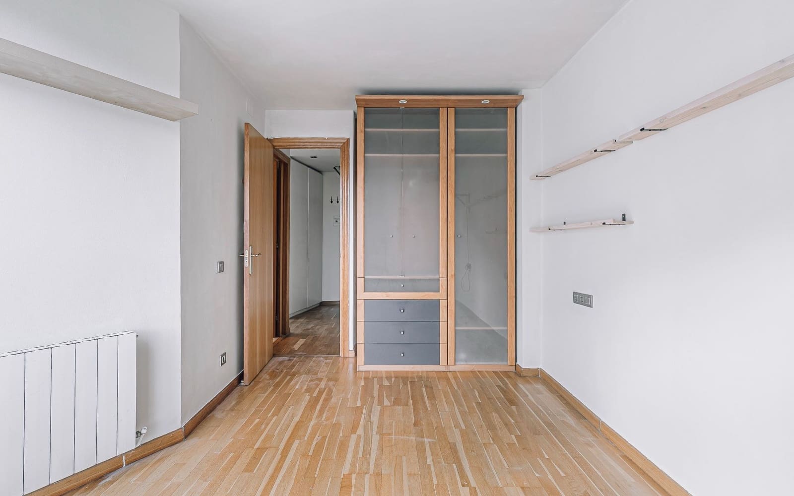 2 bedroom Penthouse for sale in Sant Feliu de Llobregat - € 325,000 (Ref: 9449989)