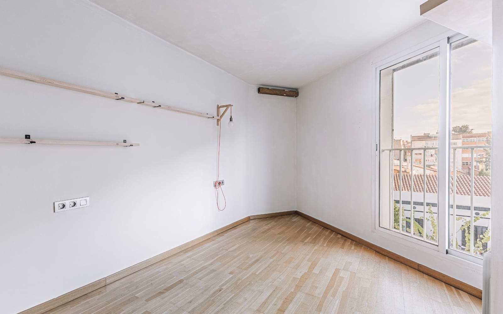 2 bedroom Penthouse for sale in Sant Feliu de Llobregat - € 325,000 (Ref: 9449989)