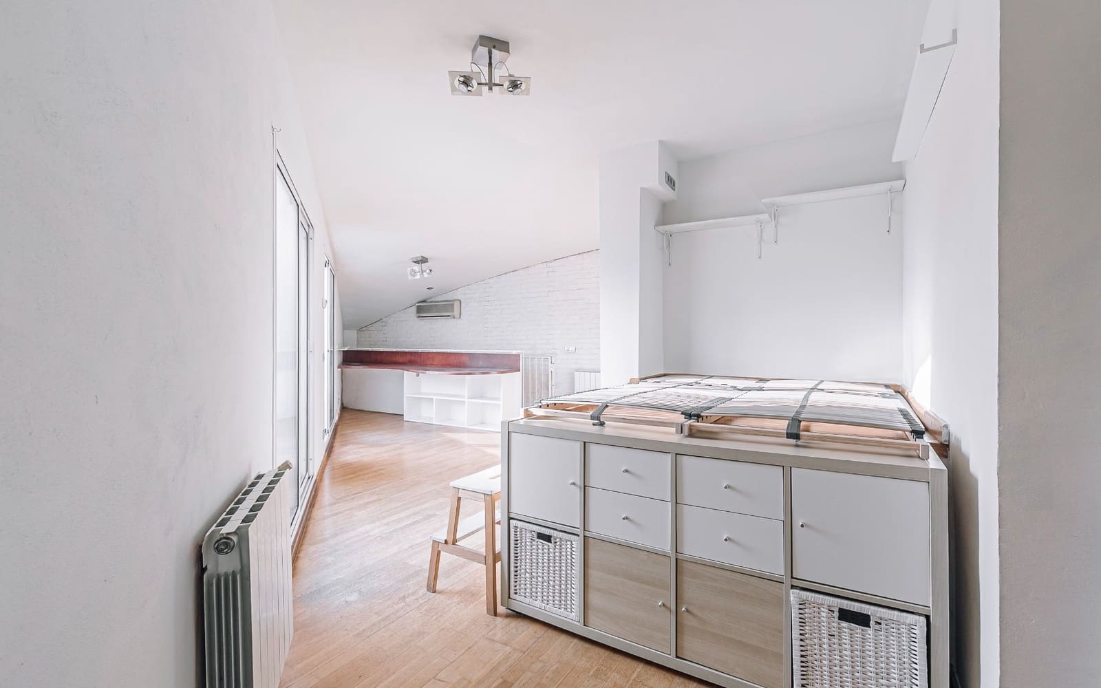 2 bedroom Penthouse for sale in Sant Feliu de Llobregat - € 325,000 (Ref: 9449989)