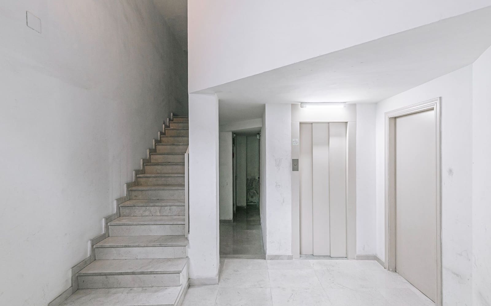 2 bedroom Penthouse for sale in Sant Feliu de Llobregat - € 325,000 (Ref: 9449989)