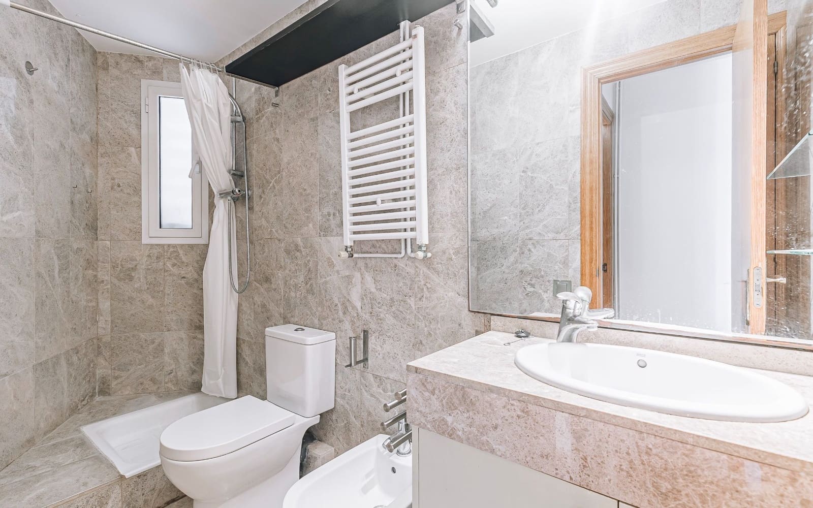 2 bedroom Penthouse for sale in Sant Feliu de Llobregat - € 325,000 (Ref: 9449989)