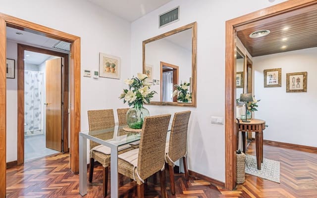 3 soveværelse Lejlighed til salg i Les Corts, Barcelona by - € 435.000 (Ref: 9451524)