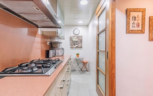 3 soveværelse Lejlighed til salg i Les Corts, Barcelona by - € 435.000 (Ref: 9451524)