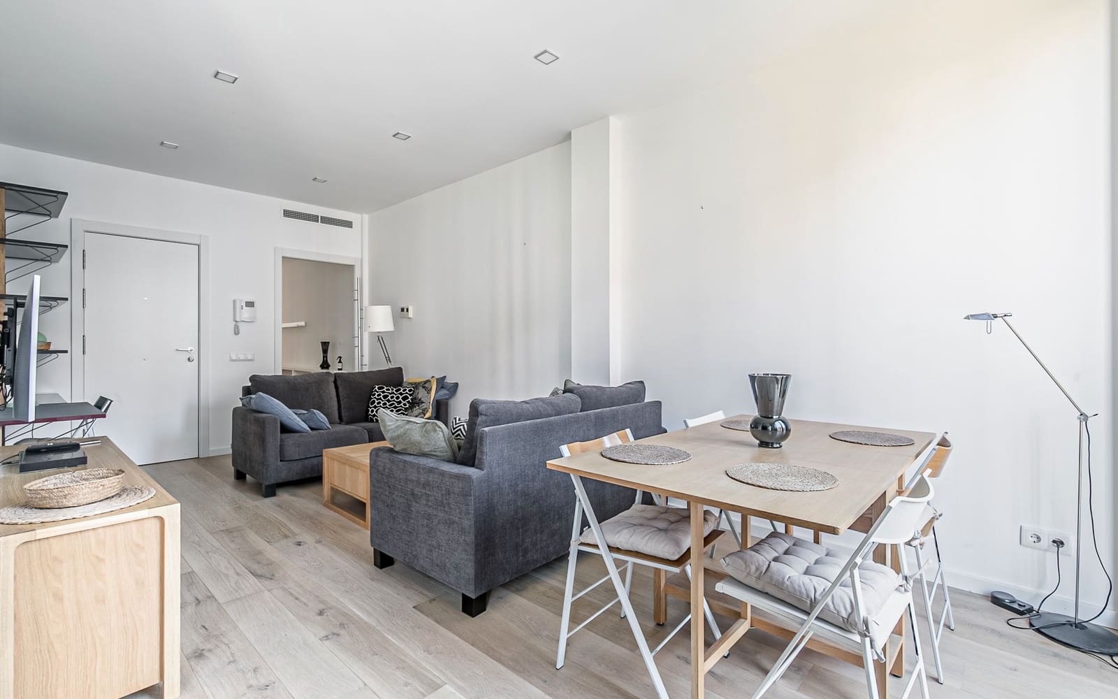 2 sovrum Lägenhet att hyra i Barcelona stad - 2 154 € (Ref: 9454751)