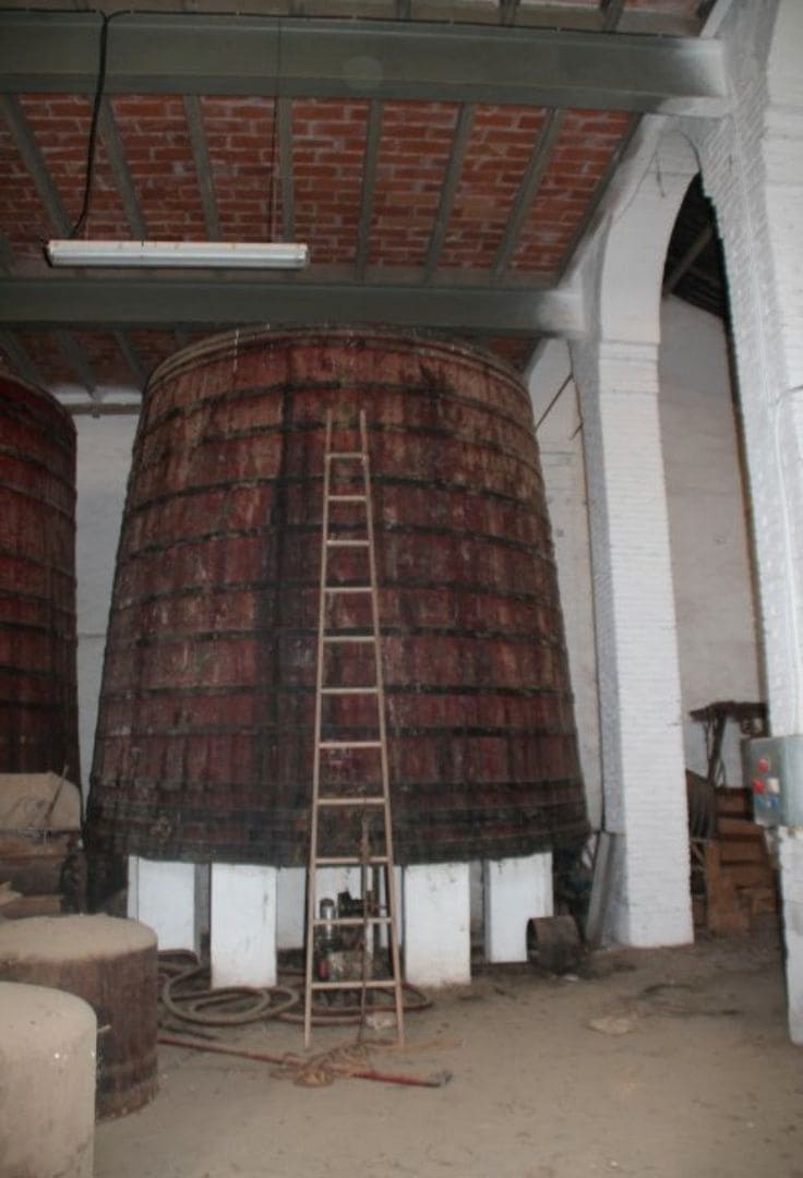 Azienda in vendita in Bot - 250.000 € (Rif: 9454886)