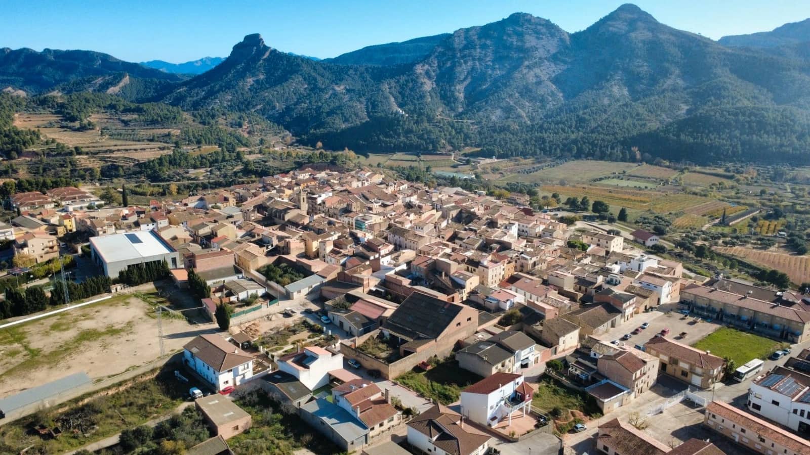 Azienda in vendita in Bot - 250.000 € (Rif: 9454886)