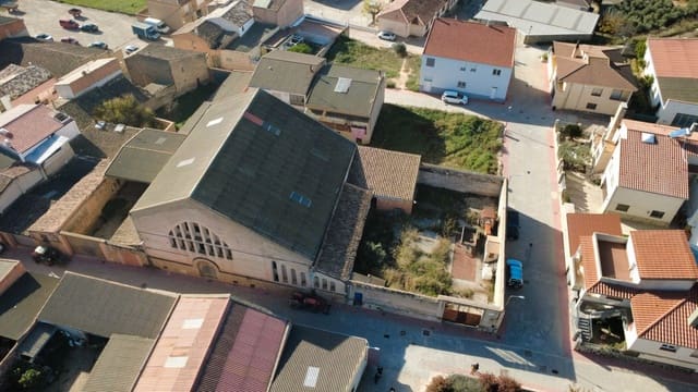 Azienda in vendita in Bot - 250.000 € (Rif: 9454886)