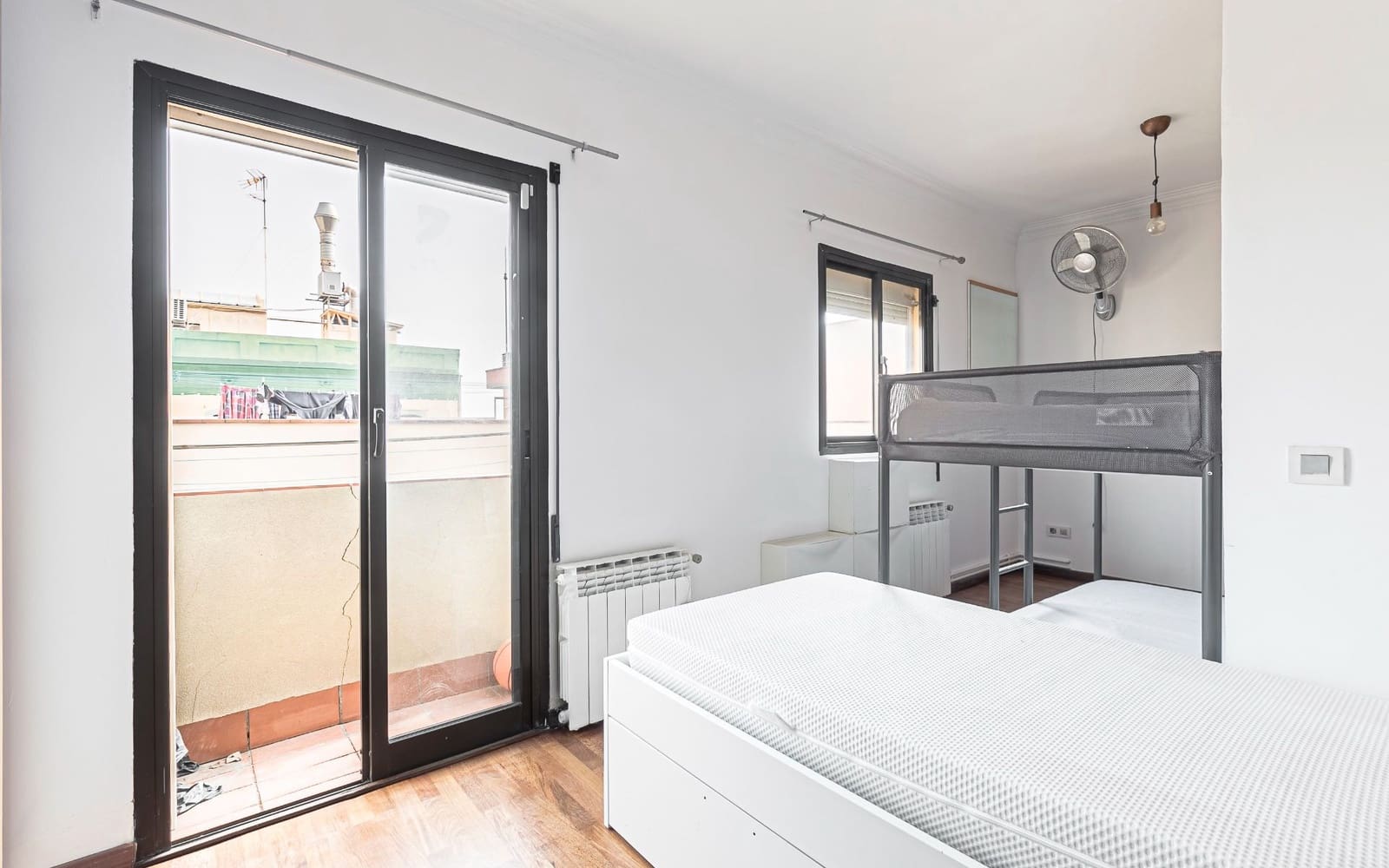 2 sypialnia Mieszkanie na sprzedaż w Miasto Barcelona - 430 000 € (Ref: 9460735)