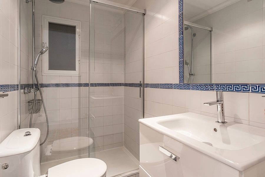 Appartement de 3 chambres à louer à Madrid ville - 2 200 € (Ref: 9462848)