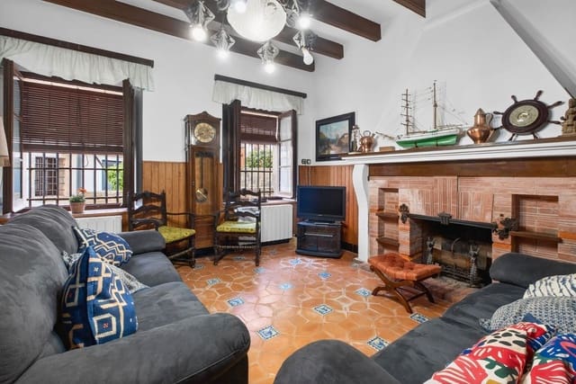 7 bedroom Townhouse for sale in Tossa de Mar - € 872,000 (Ref: 9465090)