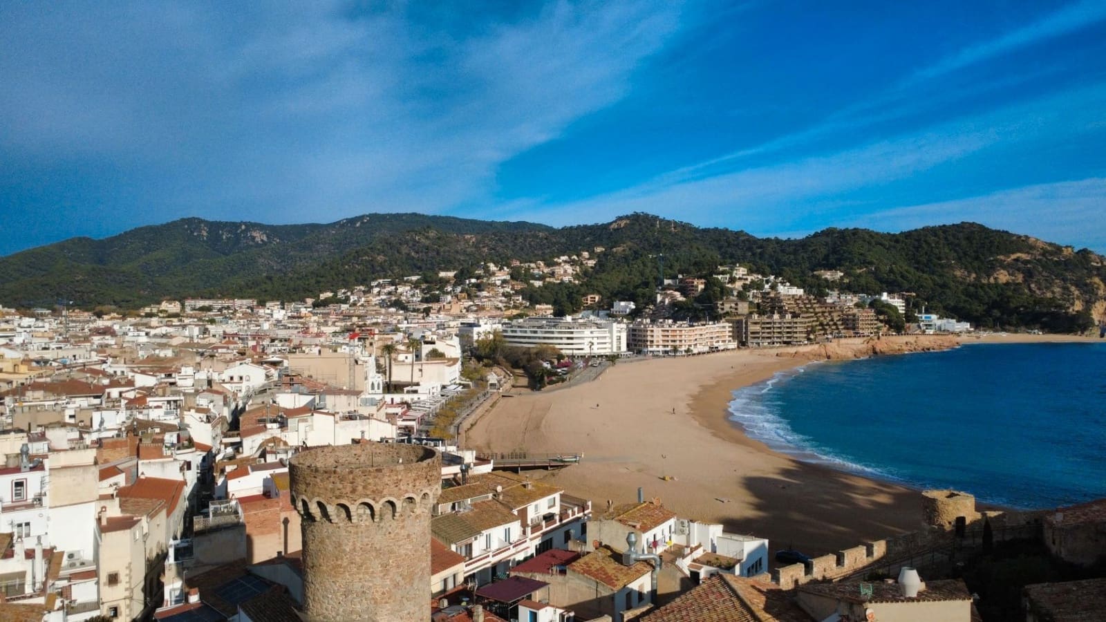 7 bedroom Townhouse for sale in Tossa de Mar - € 872,000 (Ref: 9465090)